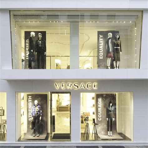 versace store frankfurt|Luxury Shopping Frankfurt (16 Stores): Valentino, .